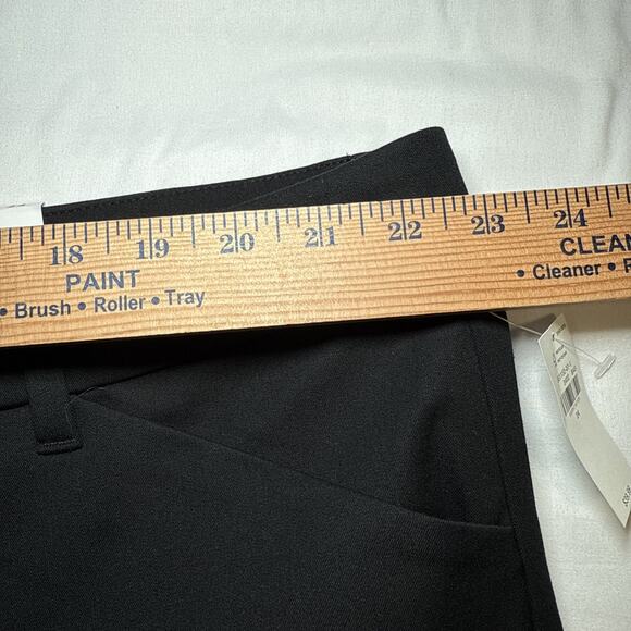 Old Navy High Rise Pixie Pants Womens Plus Size 24 Black Never Fade Trouser NWT - Picture 4 of 14